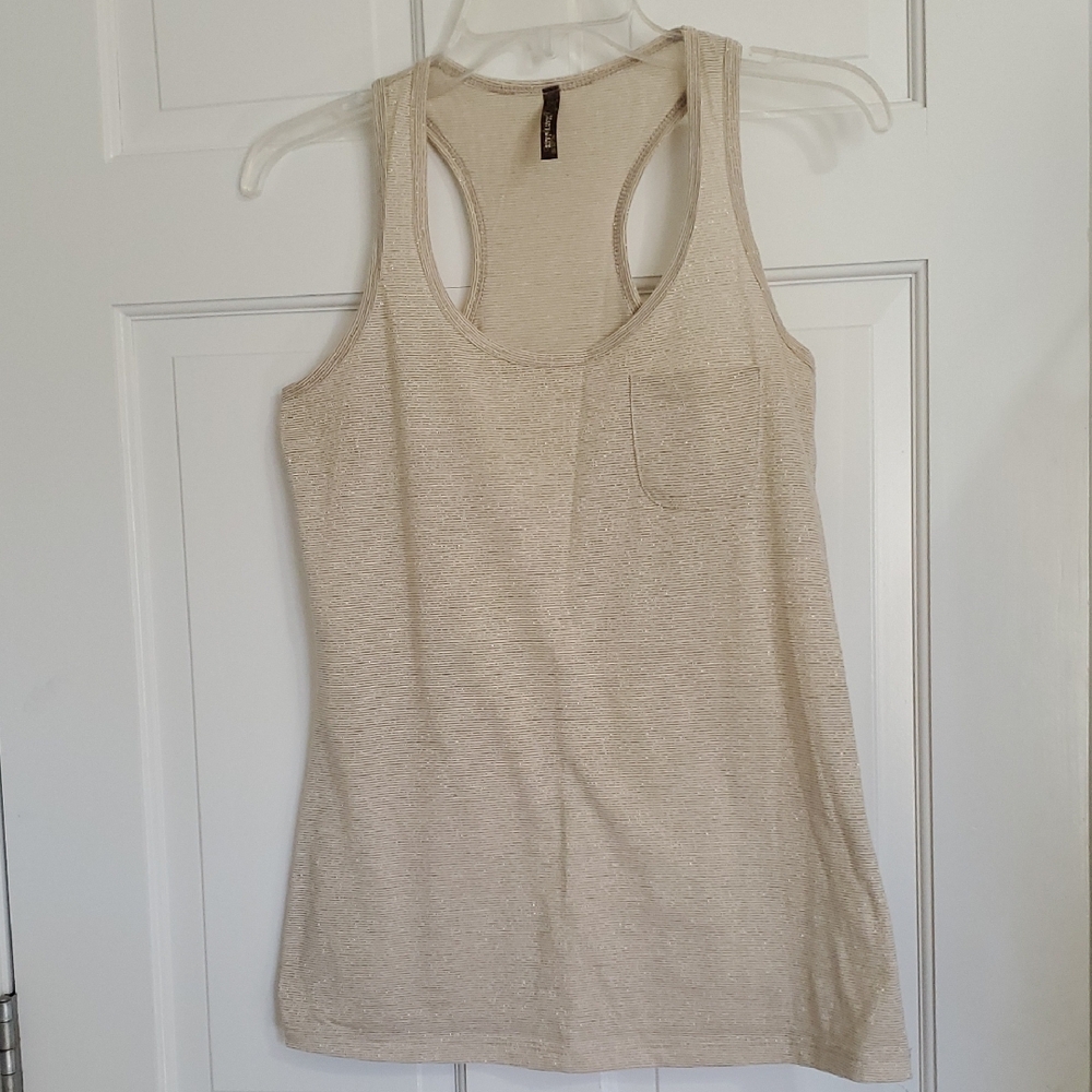 Mary Jane Gold Tank Top Sz M